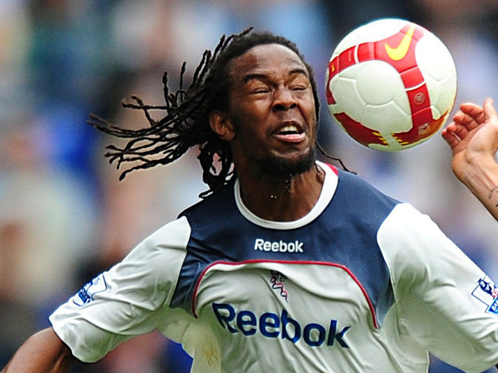 Tiền vệ: Ricardo Gardner Tiền vệ: Ricardo Gardner