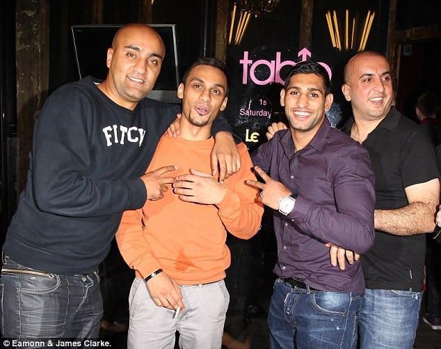 CÁc chiến hữu của hai siêu quậy tụ tập CÁc chiến hữu của hai siêu quậy tụ tập