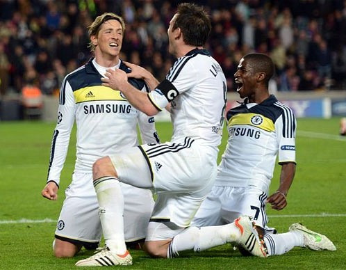 Torres và các đồng đội đang giúp ông chủ Abramovich giảm bớt gánh nặng tài chính Torres và các đồng đội đang giúp ông chủ Abramovich giảm bớt gánh nặng tài chính