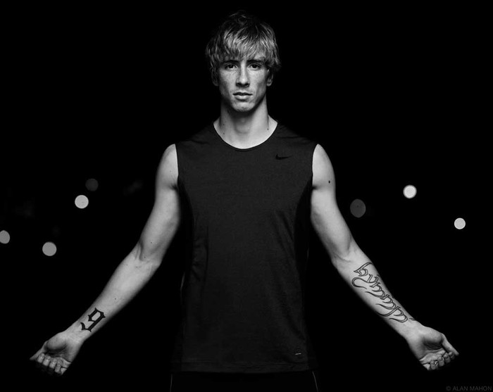 8. Fernando Torres – 13,86 triệu bảng 8. Fernando Torres – 13,86 triệu bảng