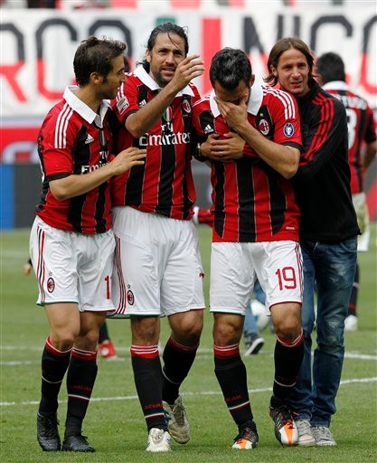 Zambrotta, Antonini cũng không thể cầm nổi nước mắt Zambrotta, Antonini cũng không thể cầm nổi nước mắt