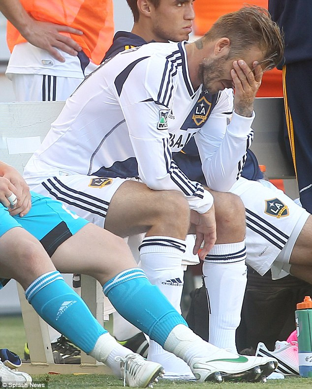 Vẻ mặt buồn bã của Beckham hiện lên rõ ràng