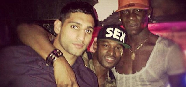 Siêu quậy Mario cặp cùng Amir Khan mới thấy từ nay khó có ai dám gây gổ với cặp đôi này khi người là có tiếng về khoản thích gây sự, người còn lại từng đoạt HCB môn đấm bốc tại Olympic Siêu quậy Mario cặp cùng Amir Khan mới thấy từ nay khó có ai dám gây gổ với cặp đôi này khi người là có tiếng về khoản thích gây sự, người còn lại từng đoạt HCB môn đấm bốc tại Olympic