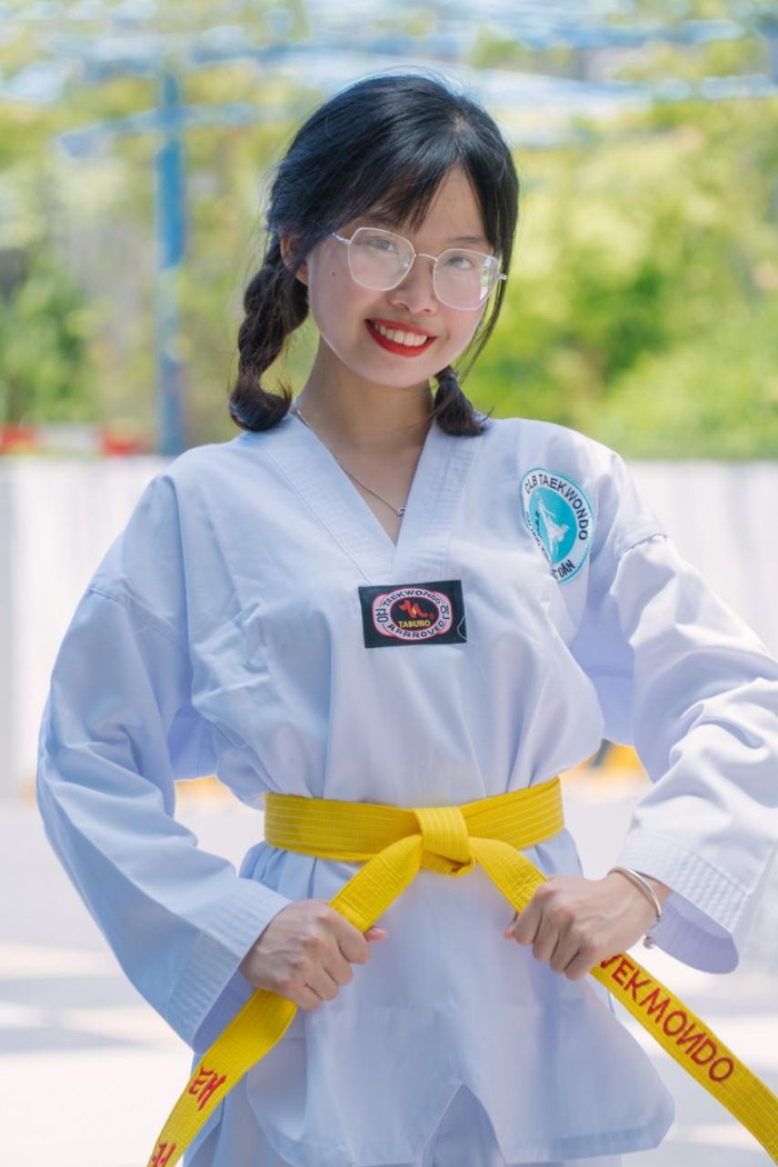 Dù có vóc dáng nhỏ nhắn nhưng Linh cũng có võ. (ảnh: NVCC) Dù có vóc dáng nhỏ nhắn nhưng Linh cũng có võ. (ảnh: NVCC)