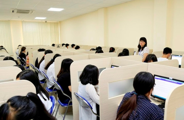 Thí sinh thi đánh giá năng lực tại Đại học Quốc gia Hà Nội. (Ảnh: VGP/Nhật Nam) nangluc11-16812885787301672193592.jpg