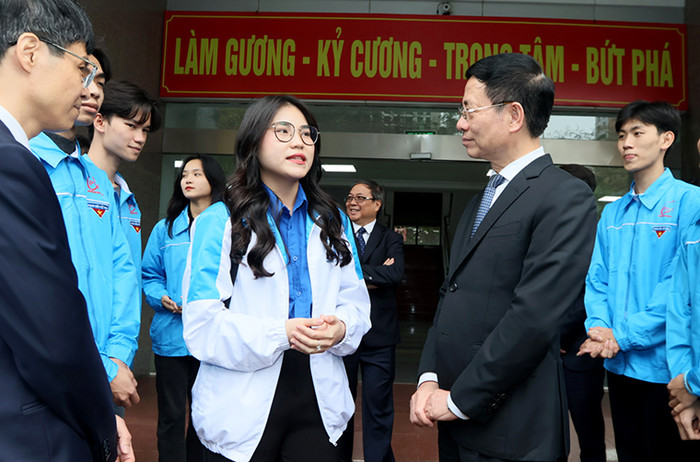 hoc-vien-buu-chinh-vien-thong-1 (4).jpg