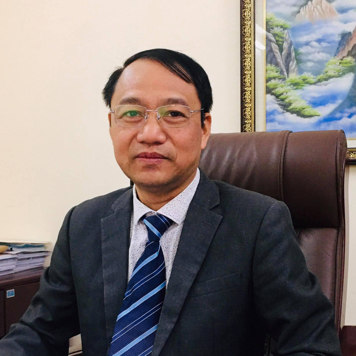 Tiến sĩ Hoàng Công Dụng, Phó Giám đốc Phụ trách Trung tâm Hỗ trợ đào tạo và Cung ứng nhân lực, Bộ Giáo dục và Đào tạo. (Ảnh NVCC) Tiến sĩ Hoàng Công Dụng, Phó Giám đốc Phụ trách Trung tâm Hỗ trợ đào tạo và Cung ứng nhân lực, Bộ Giáo dục và Đào tạo. (Ảnh NVCC)