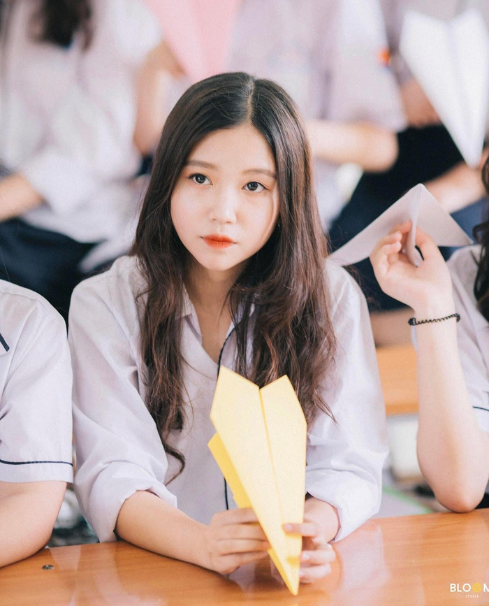 Lê Thị Thanh Mai, cựu học sinh lớp chuyên Văn, Trường trung học phổ thông chuyên Lam Sơn (Thanh Hóa) xuất sắc giành học bổng của Chính phủ Hungary. Ảnh: Nhân vật cung cấp. Lê Thị Thanh Mai, cựu học sinh lớp chuyên Văn, Trường trung học phổ thông chuyên Lam Sơn (Thanh Hóa) xuất sắc giành học bổng của Chính phủ Hungary. Ảnh: Nhân vật cung cấp.