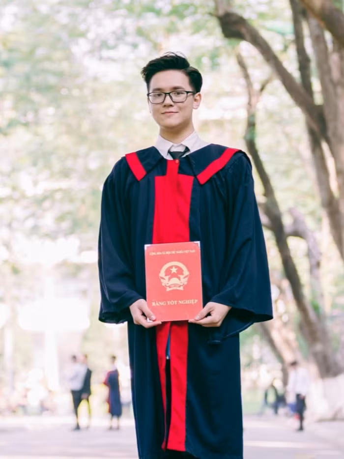 Trương Tuấn Vũ - Thủ khoa đầu ra Trường Đại học Bách khoa Hà Nội năm 2021. (Ảnh: NVCC) Trương Tuấn Vũ - Thủ khoa đầu ra Trường Đại học Bách khoa Hà Nội năm 2021. (Ảnh: NVCC)