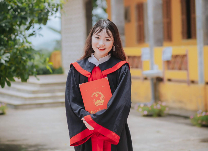 Nguyễn Thanh Thảo, thủ khoa đầu vào ngành Quan hệ công chúng, Trường Đại học Khoa học, Xã hội và Nhân văn, Đại học Quốc gia Hà Nội với số điểm 28,5 khối C. (Ảnh NVCC) Nguyễn Thanh Thảo, thủ khoa đầu vào ngành Quan hệ công chúng, Trường Đại học Khoa học, Xã hội và Nhân văn, Đại học Quốc gia Hà Nội với số điểm 28,5 khối C. (Ảnh NVCC)