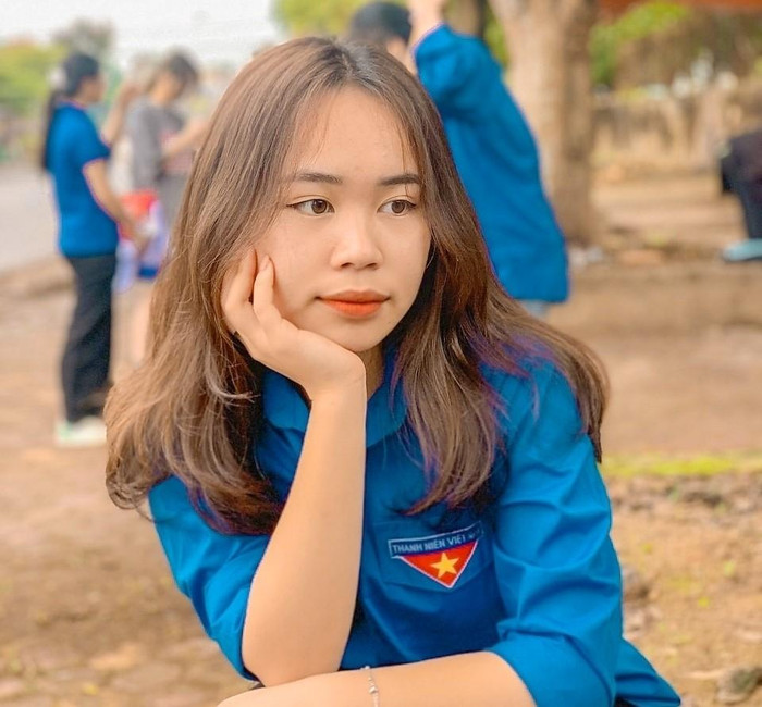 Phùng Thị Kim khẳng định: “Nỗ lực, chăm chỉ hết mình thì luôn được đền đáp với những kết quả xứng đáng”. (Ảnh NVCC) Phùng Thị Kim khẳng định: “Nỗ lực, chăm chỉ hết mình thì luôn được đền đáp với những kết quả xứng đáng”. (Ảnh NVCC)