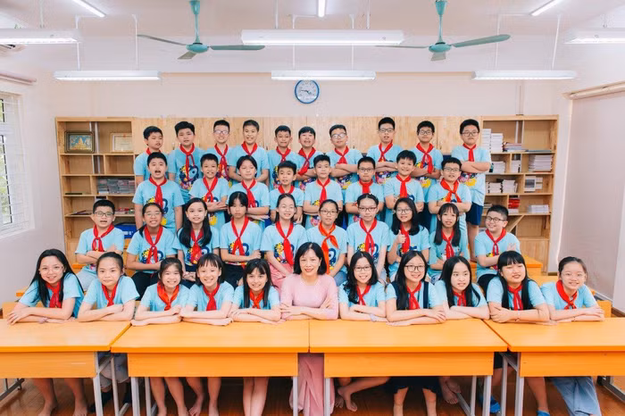 Năm học 2021-2022, lớp 5Q1, Trường Tiểu học Lý Thái Tổ có nhiều học sinh đỗ trường chuyên, trường chất lượng cao. Năm học 2021-2022, lớp 5Q1, Trường Tiểu học Lý Thái Tổ có nhiều học sinh đỗ trường chuyên, trường chất lượng cao.