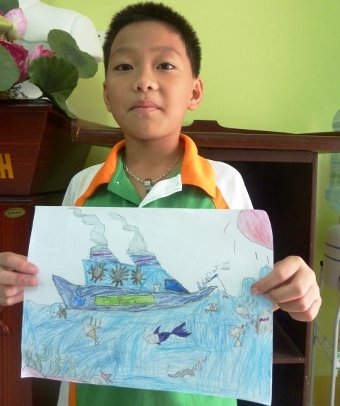 Những bức tranh ngộ nghĩnh, sáng tạo nhưng chứa đựng nhiều ý nghĩa sẽ được đăng tải trên trang báo Giáo dục Việt Nam (giaoduc.net.vn). Cuối cuộc thi, Ban tổ chức sẽ cùng các “họa sỹ nhí” mang những bức tranh đến tặng các bệnh nhi tại Bệnh viên Nhi Trung ương và Huyết học Truyền máu Trung Ương. Những bức tranh ngộ nghĩnh, sáng tạo nhưng chứa đựng nhiều ý nghĩa sẽ được đăng tải trên trang báo Giáo dục Việt Nam (giaoduc.net.vn). Cuối cuộc thi, Ban tổ chức sẽ cùng các “họa sỹ nhí” mang những bức tranh đến tặng các bệnh nhi tại Bệnh viên Nhi Trung ương và Huyết học Truyền máu Trung Ương.