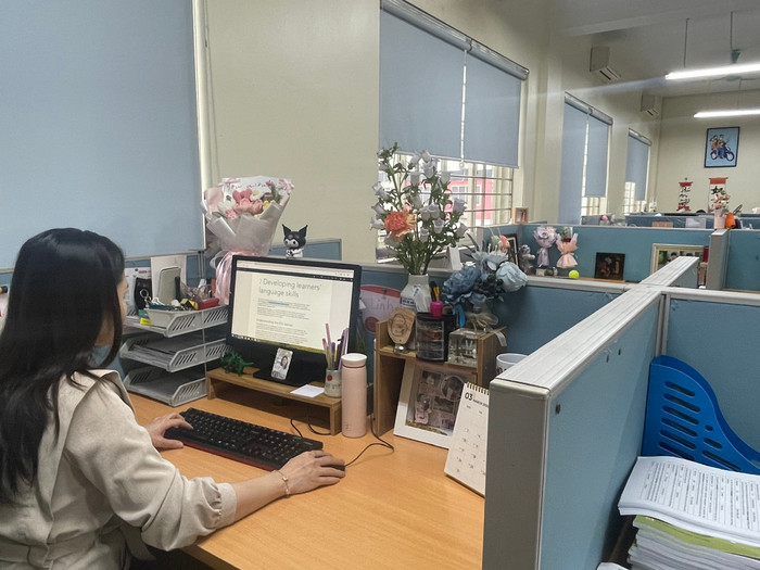 gdvn_phong-lam-viec-cua-giao-vien-truong-thcs-thpt-viet-uc (2).jpg