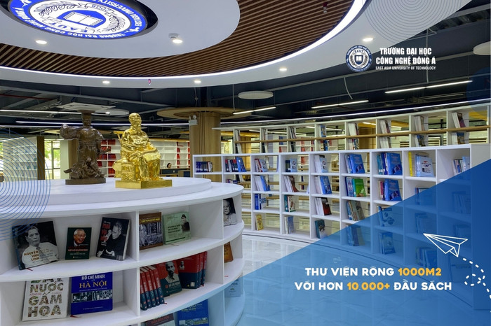 Thư viện Trường Đại học Công nghệ Đông Á rộng hơn 1.000 m2 với hơn 10.000 đầu sách. (Ảnh: Trường Đại học Công nghệ Đông Á) truong-dai-hoc-cong-nghe-dong-a (4).jpg