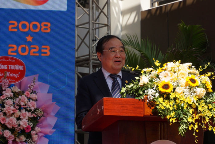 Phó Giáo sư Trần Quang Quý gửi gắm nhiều kỳ vọng vào chặng đường phát triển mới của Trường Đại học Hòa Bình. Ảnh: Linh Trang Phó Giáo sư Trần Quang Quý gửi gắm nhiều kỳ vọng vào chặng đường phát triển mới của Trường Đại học Hòa Bình. Ảnh: Linh Trang