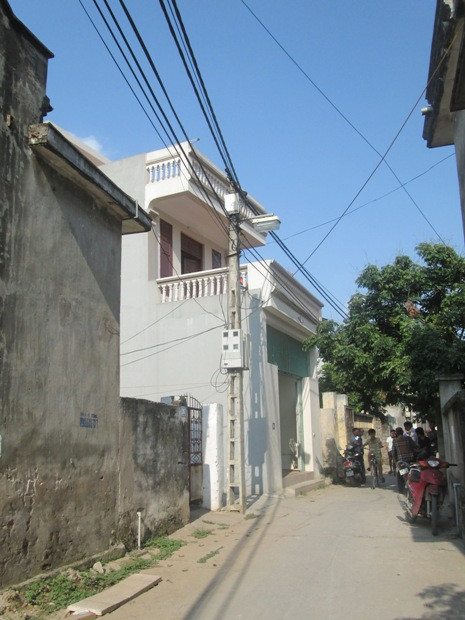 Căn nhà 2 tầng mới xây khang trang của vợ chồng Đức Căn nhà 2 tầng mới xây khang trang của vợ chồng Đức