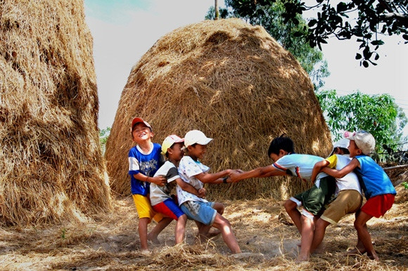 Bạo lực học đường làm gia tăng bất ổn xã hội, thiếu niềm tin vào giáo dục.. ảnh 2 Bạo lực học đường làm gia tăng bất ổn xã hội, thiếu niềm tin vào giáo dục.. ảnh 2