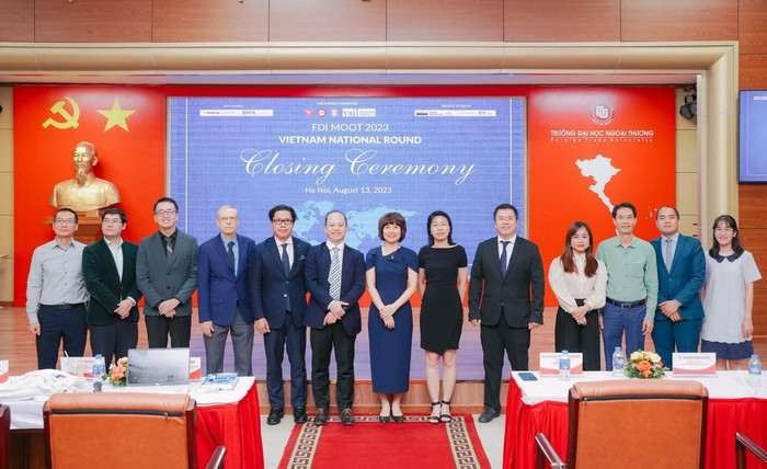 Phối hợp cùng Hội Luật quốc tế Việt Nam (VSIL), Trường Đại học Ngoại thương đăng cai tổ chức Vòng thi Quốc gia Cuộc thi tranh tụng trọng tài giả định FDI MOOT năm 2023. Phối hợp cùng Hội Luật quốc tế Việt Nam (VSIL), Trường Đại học Ngoại thương đăng cai tổ chức Vòng thi Quốc gia Cuộc thi tranh tụng trọng tài giả định FDI MOOT năm 2023.