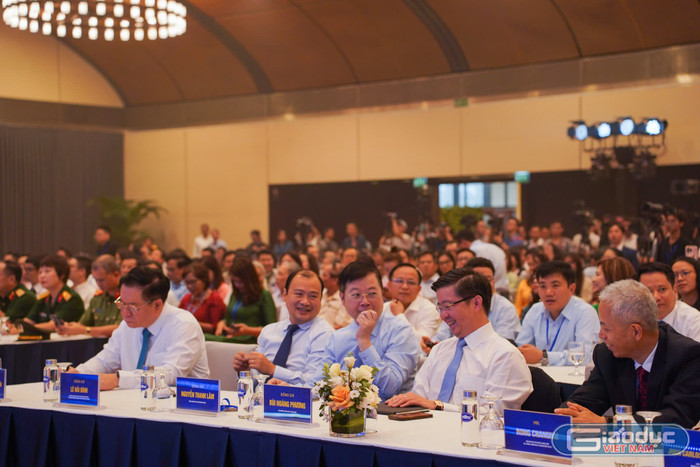 Các đại biểu khách quý tham dự Hội báo toàn quốc 2025. gdvn-dai-bieu.jpg