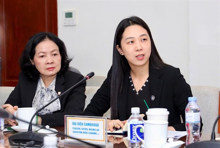 Các đại biểu tham dự buổi làm việc Các đại biểu tham dự buổi làm việc