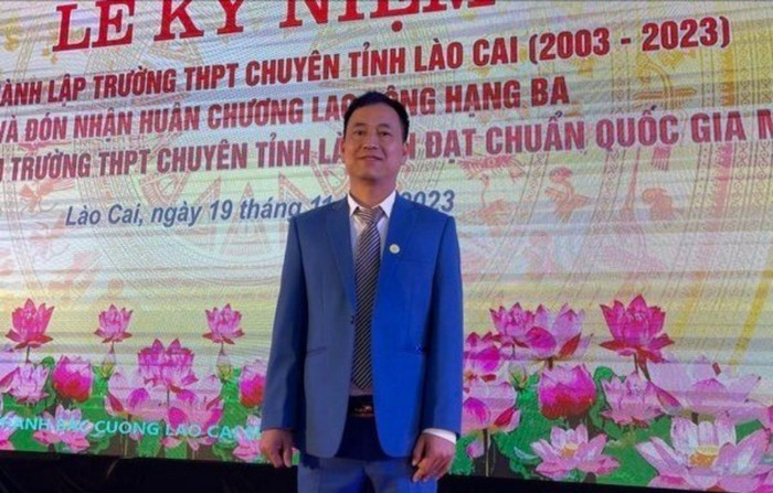 Thầy Mai Hồng Kiên - Tổ phó Tổ chuyên môn Toán - Tin, Trường Trung học phổ thông Chuyên Lào Cai (tỉnh Lào Cai). Ảnh: Website Trường. Thầy Mai Hồng Kiên - Tổ phó Tổ chuyên môn Toán - Tin, Trường Trung học phổ thông Chuyên Lào Cai (tỉnh Lào Cai). Ảnh: Website Trường.