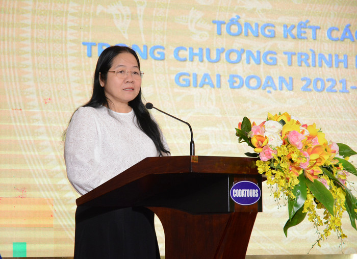 Phó Giám đốc Sở Giáo dục và Đào tạo Tây Ninh Phan Dạ Thảo tham luận tại Hội nghị. anh-6.jpg