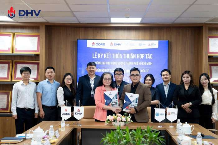 Lễ Ký kết Biên bản ghi nhớ hợp tác (MOU) giữa DHV và IAIB ngày 19/08/2025. 1000014028.jpg