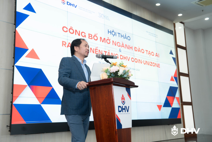 Tiến sĩ Trần Việt Anh - Phó Chủ tịch Thường trực Hội đồng trường, Phó Hiệu trưởng Phụ trách Trường Đại học Hùng Vương Thành phố Hồ Chí Minh. dsc01647.jpg