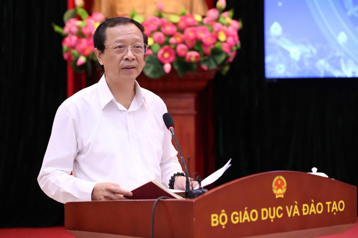 Thứ trưởng Thường trực Phạm Ngọc Thưởng phát biểu tại hội nghị. Ảnh: Xuân Phú luat-nha-giao.jpg