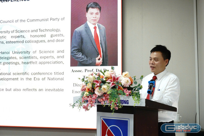 Phó Giáo sư, Tiến sĩ Đặng Trần Thọ - Viện trưởng Viện Công nghệ Năng lượng phát biểu khai mạc hội nghị. gdvn-bk14.jpg