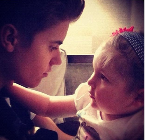 Justin Bieber và thiên thần Avalanna Justin Bieber và thiên thần Avalanna