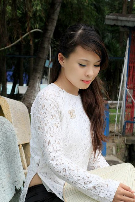 Ngắm vẻ đẹp rạng rỡ của Lê Thị Thùy Nhi Ngắm vẻ đẹp rạng rỡ của Lê Thị Thùy Nhi