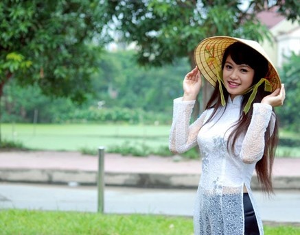 Nữ sinh Tống Thị Huyền Trang