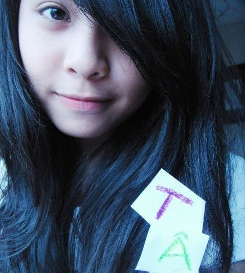 Cô bạn có nickname rất dễ thương là Mina Ka. Bên cạnh việc tiếp nối truyền thống ca trù của gia đình, Kiều Anh vẫn là một teen 9x trẻ trung, tinh nghịch. Cô bạn có nickname rất dễ thương là Mina Ka. Bên cạnh việc tiếp nối truyền thống ca trù của gia đình, Kiều Anh vẫn là một teen 9x trẻ trung, tinh nghịch.