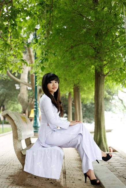 Nữ sinh Nguyễn Thị Cẩm Vân Nữ sinh Nguyễn Thị Cẩm Vân