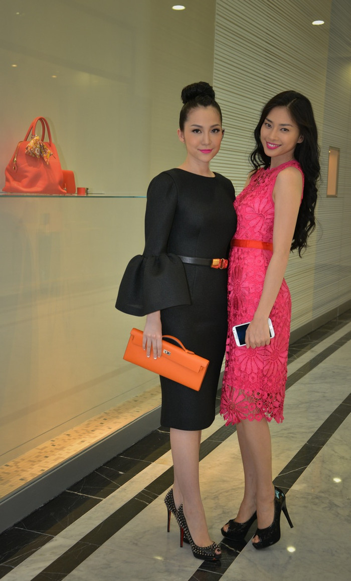 Ngô Thanh Vân sánh vai cùng "Thiên nga làng múa" Linh Nga.