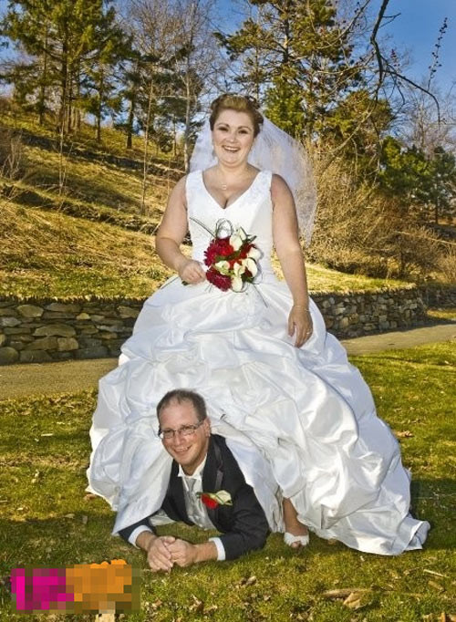 "Kính vợ là đắc thọ. Sợ vợ là sống lâu. Ðể vợ leo lên đầu là trường sinh bất tử" "Kính vợ là đắc thọ. Sợ vợ là sống lâu. Ðể vợ leo lên đầu là trường sinh bất tử"