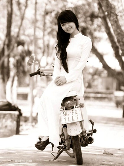 1. Lê Thị Hồng Thơ, Bạc Liêu, THPT Giá Rai (1139)