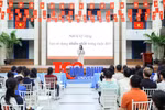 Sinh viên ETU học kỹ năng giao tiếp, thuyết trình trước đám đông
