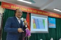 Tiến sĩ Trần Công Trục chia sẻ các vấn đề về Biển Đông tới sinh viên Hải Phòng