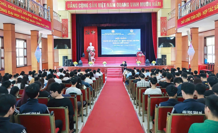 Toàn cảnh hội thảo. Ảnh: BTC. img-2179.jpg