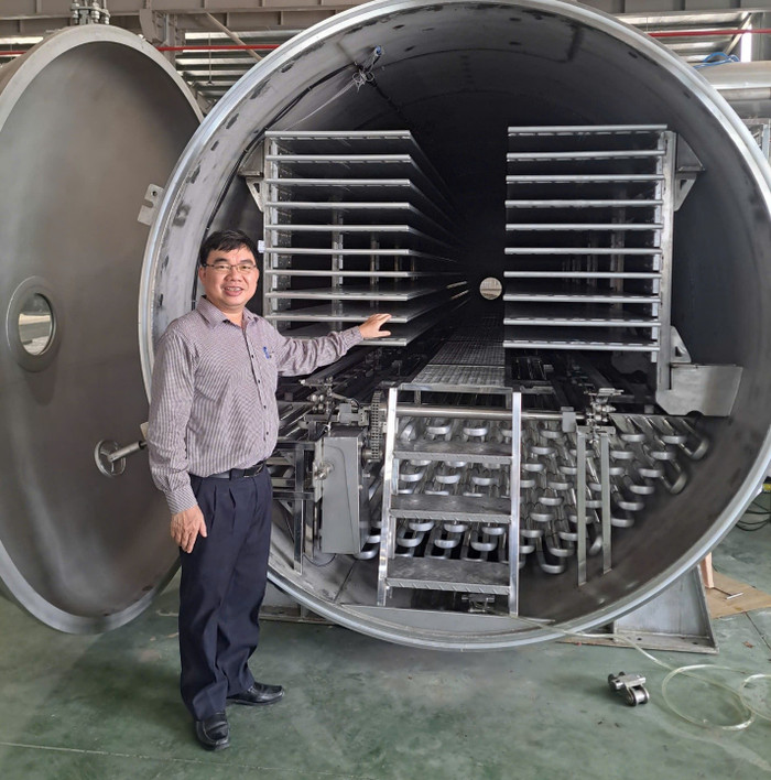 Phó giáo sư, Tiến sĩ Nguyễn Tấn Dũng - Trưởng khoa Khoa Công nghệ hóa học và thực phẩm, Trường Đại học Sư phạm Kỹ thuật Hồ Chí Minh. Ảnh: NVCC pgs-nguyen-tan-dung.jpg