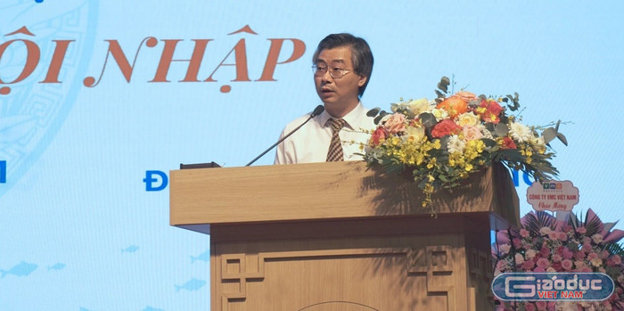 Tiến sĩ Nguyễn Công Tiệp - Phó Giám đốc Học viện Nông nghiệp Việt Nam khai mạc hội nghị. Ảnh: Đào Hiền. gdvn-thay-tiep-1459.jpg