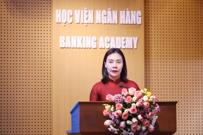 Phó Giáo sư, Tiến sĩ Đặng Thị Huyền Anh - Trưởng khoa Kinh tế, Học viện Ngân hàng. Ảnh: website nhà trường