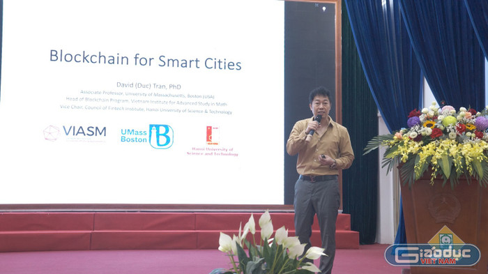 Diễn giả David (Duc) Tran - Giáo sư đến từ Đại học Massachusetts, Boston (Hoa Kỳ) gdvn-ad-4nxc64hp-i3-1iaxu790238zsv86wquh5nr9xbuapideoumr8g1rbzjb1ctxkvkn2lu5t32p4tlnm8oym91qwihea91ecdkwhchul2jssatouhpkc6gjtuppdldh50etugfy8aohaoa.jpg