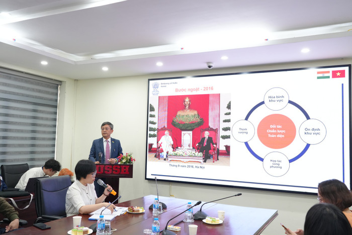 Tọa đàm “Ấn Độ học tại Việt Nam - Kết nối lý thuyết và thực tiễn” quy tụ nhiều nhà khoa học.