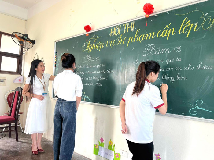 Bộ Giáo dục và Đào tạo quy định ngưỡng đầu vào sẽ tạo sự công bằng, minh bạch trong tuyển sinh các ngành đào tạo giáo viên, sức khoẻ. Ảnh: Trường Đại học Hùng Vương (Phú Thọ) 486874462-1100415728787013-6309490574731931163-n.jpg