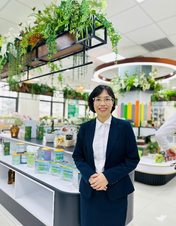 Tiến sĩ Nguyễn Thị Trang Nhung, Trưởng bộ môn Quản lý Du lịch và Lữ hành, Khoa Du lịch và Ngoại ngữ, Học viện Nông nghiệp Việt Nam. Ảnh: NVCC co-nhung.jpg