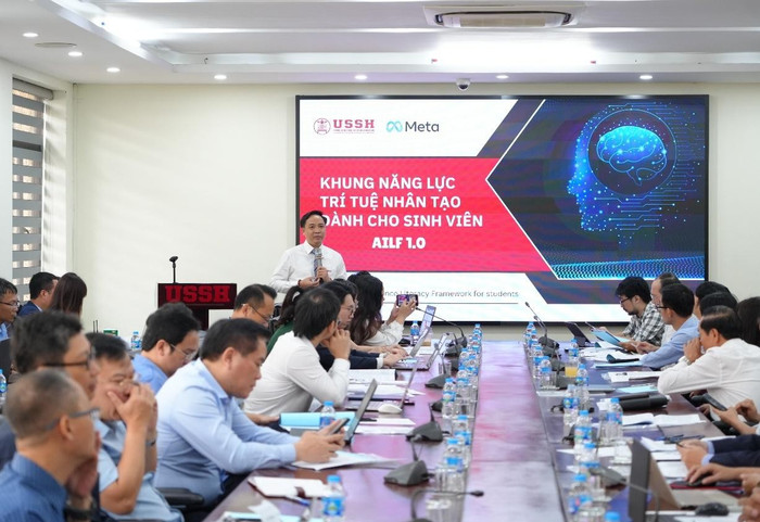 PGS.TS Đỗ Văn Hùng – Trưởng khoa Thông tin – Thư viện, Phó Chủ nhiệm dự án hợp tác giữa Trường Đại học Khoa học Xã hội và Nhân văn và Tập đoàn Meta trình bày Khung năng lực trí tuệ nhân tạo dành cho sinh viên PGS.TS Đỗ Văn Hùng – Trưởng khoa Thông tin – Thư viện, Phó Chủ nhiệm dự án hợp tác giữa Trường Đại học Khoa học Xã hội và Nhân văn và Tập đoàn Meta trình bày Khung năng lực trí tuệ nhân tạo dành cho sinh viên
